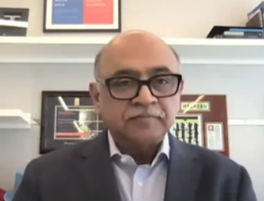 아르빈드 크리슈나 (Arvind Krishna)의 사진