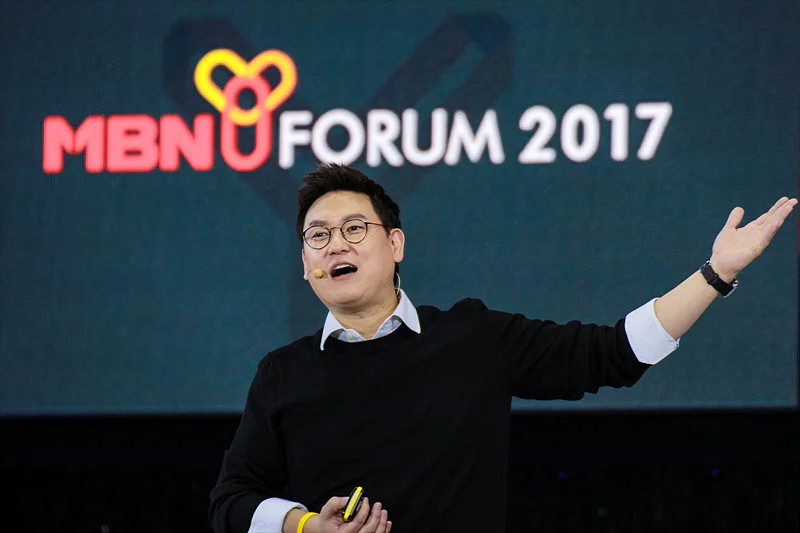 데니스 홍 (Dennis Hong)의 사진